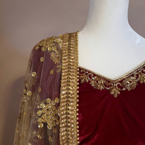 Poonams Kaurture Lengha - Picture 3 of 3